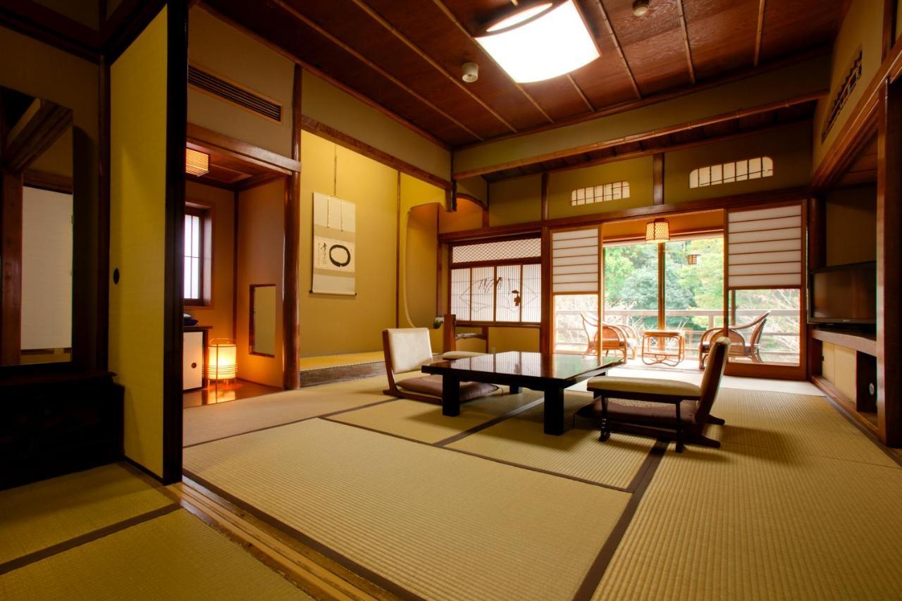 Seiryu-So Hotel Shimoda  Phòng bức ảnh
